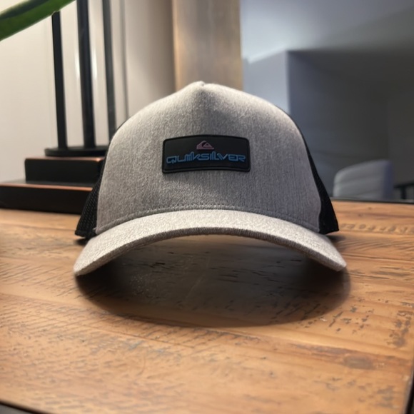 Quicksilver Mesh Back Hat - Picture 4 of 8